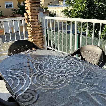 Apartment Pleasant Near The *